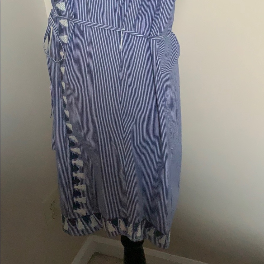 Tunic - Picture 5 of 6